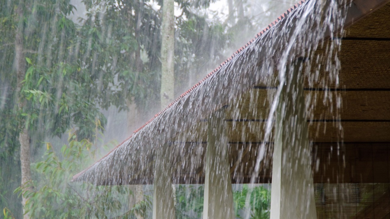 Heavy rain; image used for HSBC ResidenceSurance.
